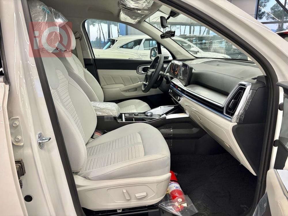 https://cdn.iqcars.iob98cd28e-fd0d-44b6-a53e-c7ef646a41d9_10.jpg